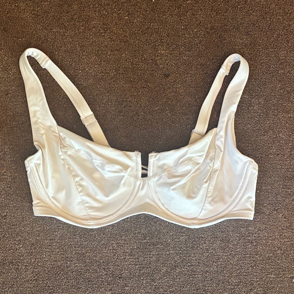 New Without tags Victoria Secret bathing suit